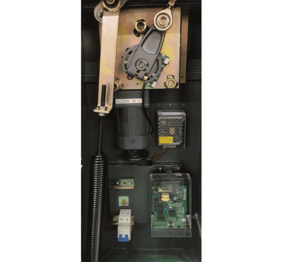 ZKTECO CMP200 - Barrera Vehicular de doble dirección Izq o Der/ Brazo Telescópico de 2.6 hasta 4.5 metros / 3 Seg. / Gabinete con Luz Led Indicador de estado / Sistema Inteligente anti-impacto/ Incluye 2 controles remotos - Image 6