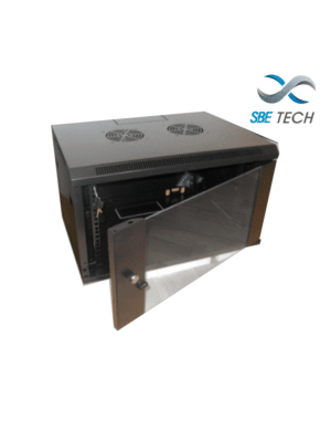 SBE TECH SBE-GNLPAR19X4UR Gabinete de pared 4UR/ 60.0 cm de ancho/ 45.0 cm de profundidad Puerta delantera de cristal templado/ Cerradura y llaves
